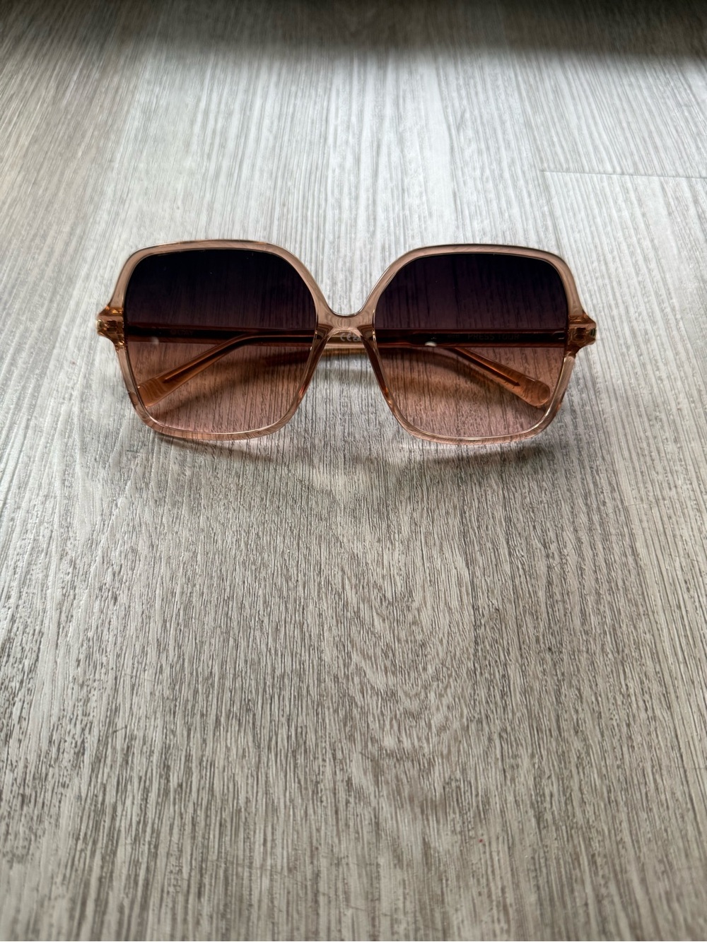 quay australia press tour brown bold oversized square vintage glam sunglasses